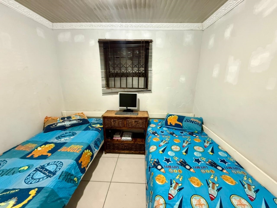 4 Bedroom Property for Sale in Mandela Park Western Cape